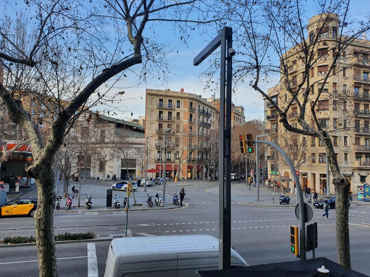 Hostal Rio De Castro Barcelona Exterior photo