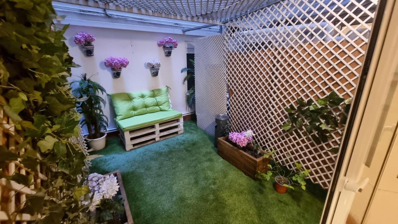 Hostal Rio De Castro Barcelona Exterior photo